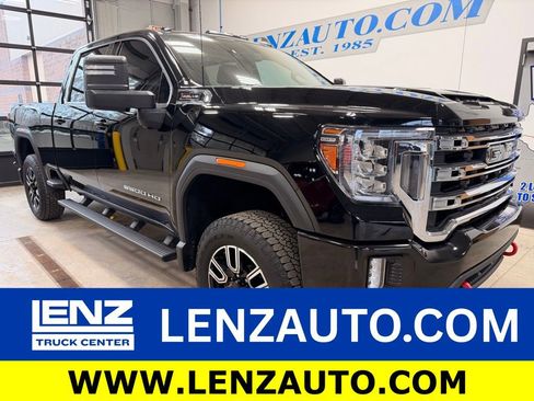 Used 2020 GMC Sierra 2500 SLE image 2