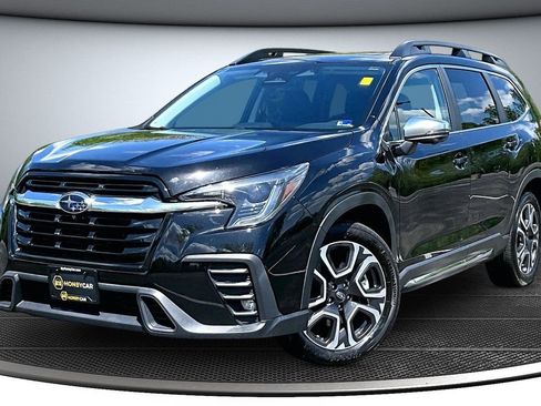 Used 2023 Subaru Ascent Limited w/ Technology Package AWD/4WD image 3