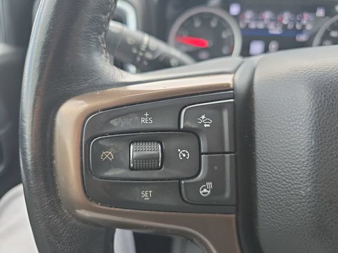 Used 2022 Chevrolet Silverado 2500 High Country AWD/4WD image 36