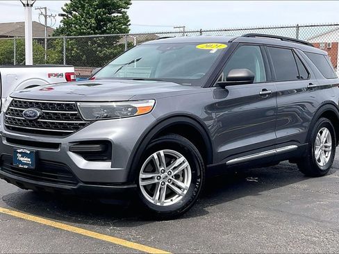 Used 2021 Ford Explorer XLT RWD image 11