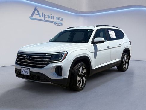 Used 2024 Volkswagen Atlas SE AWD/4WD image 1