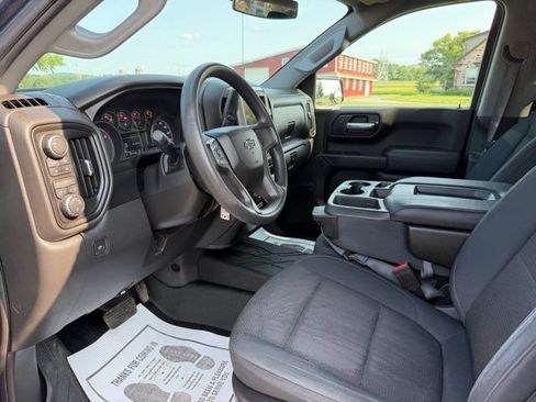 Used 2019 Chevrolet Silverado 1500 Custom Trail Boss w/ Custom Convenience Package AWD/4WD image 9