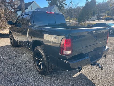 Used 2017 RAM 1500 Sport w/ Black Ram 1500 Sport Group image 6