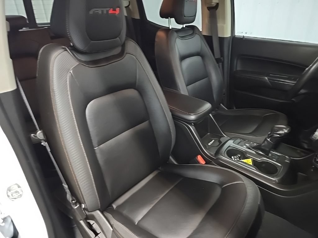 Used 2022 GMC Canyon AT4 w/ Trailering Package AWD/4WD image 14