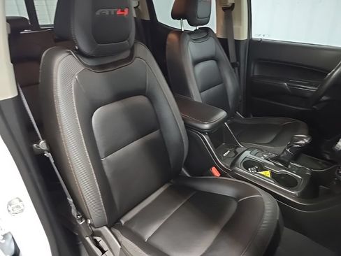 Used 2022 GMC Canyon AT4 w/ Trailering Package AWD/4WD image 14