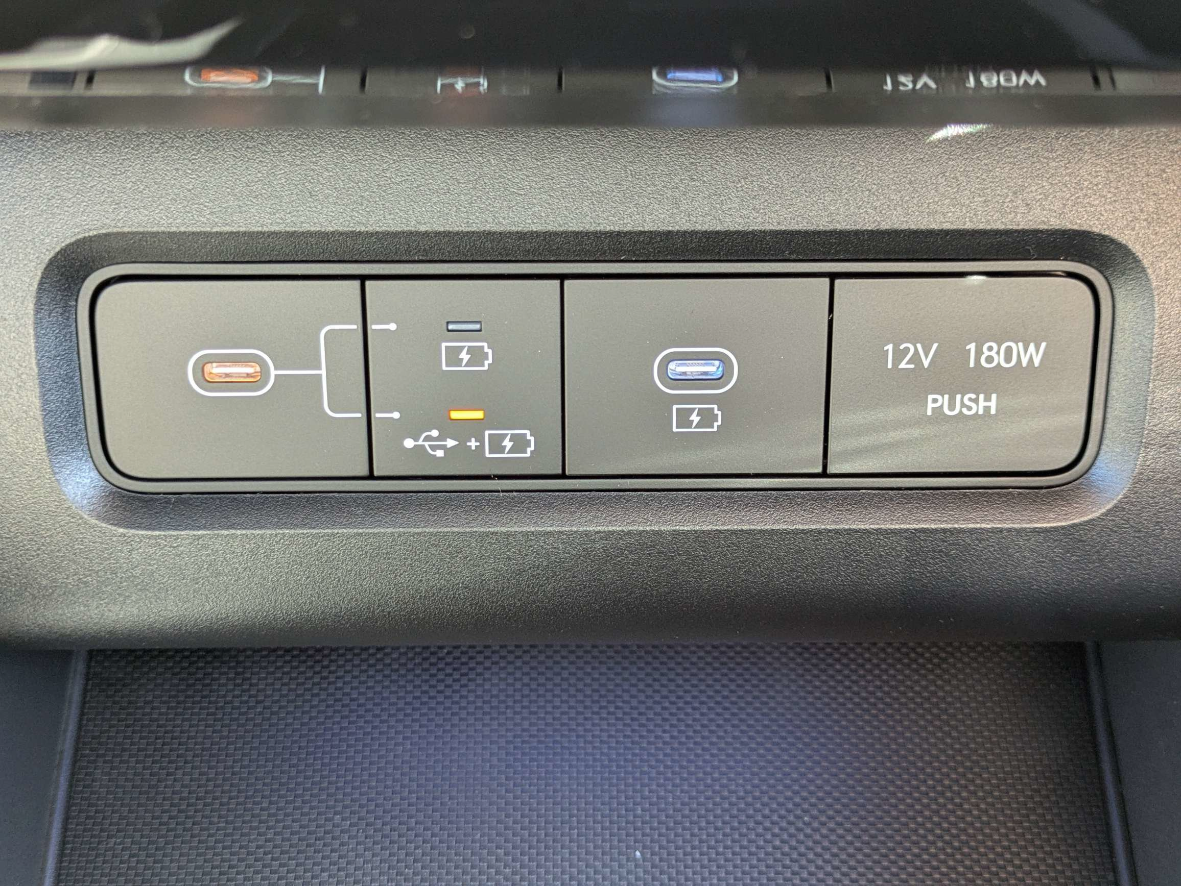 New 2026 Hyundai Tucson Limited AWD/4WD image 23
