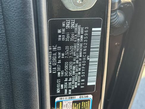 Used 2022 Kia Telluride S AWD/4WD image 36