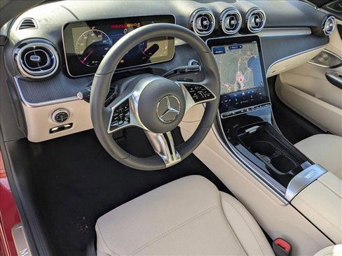 Used 2025 Mercedes-Benz C 300 Sedan image 3