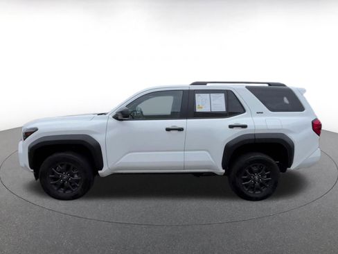 Used 2025 Toyota 4Runner SR5 image 8