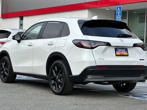 Used 2025 Honda HR-V Sport image 6
