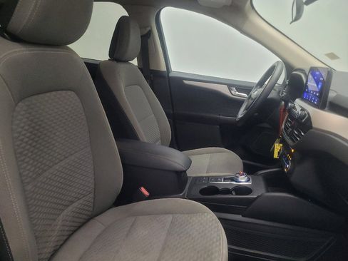 Used 2020 Ford Escape SE FWD image 21