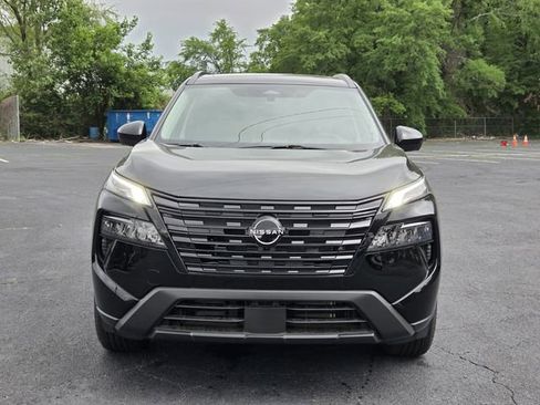 New 2026 Nissan Rogue SV FWD image 8