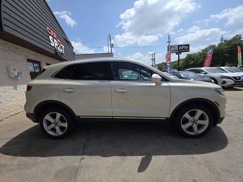 Used 2018 Lincoln MKC Premiere AWD/4WD image 8