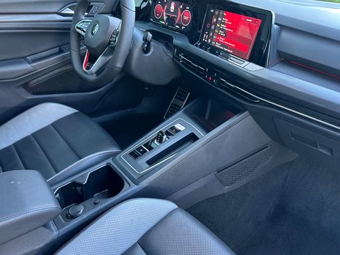 Certified 2022 Volkswagen GTI Autobahn image 16