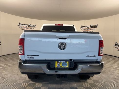 Used 2022 RAM 2500 Big Horn w/ Cold Weather Group image 5