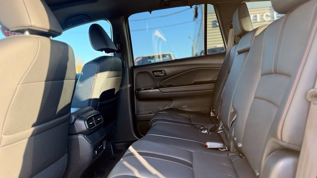 Used 2024 Honda Passport TrailSport image 22