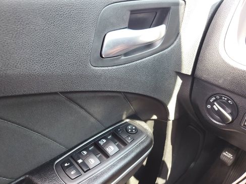 Used 2023 Dodge Charger SXT image 14