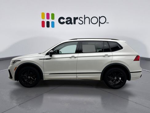 Used 2024 Volkswagen Tiguan SE R-Line image 2