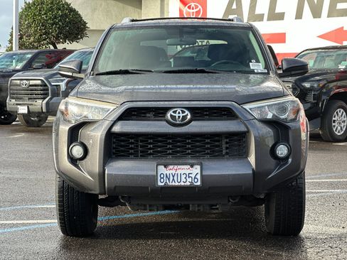 Used 2016 Toyota 4Runner SR5 image 7