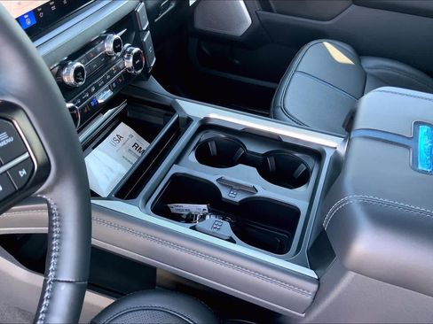 New 2026 Ford F250 Platinum image 7