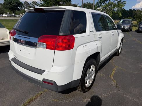 Used 2015 GMC Terrain SLE FWD image 4