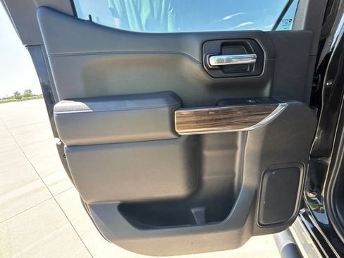 Used 2022 Chevrolet Silverado 1500 LT Trail Boss w/ Safety Package AWD/4WD image 24