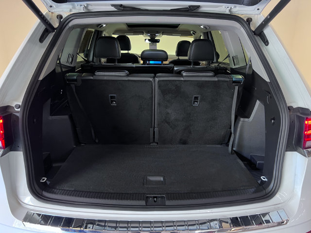 Certified 2024 Volkswagen Atlas SE FWD image 5