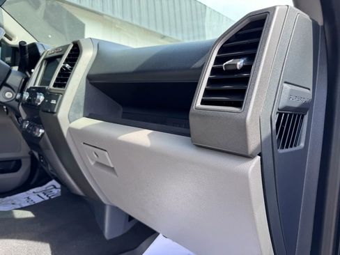 Used 2022 Ford F250 XL w/ STX Appearance Package image 12