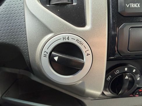 Used 2013 Toyota Tacoma 4x4 Double Cab w/ TRD Off-Road Pkg image 27