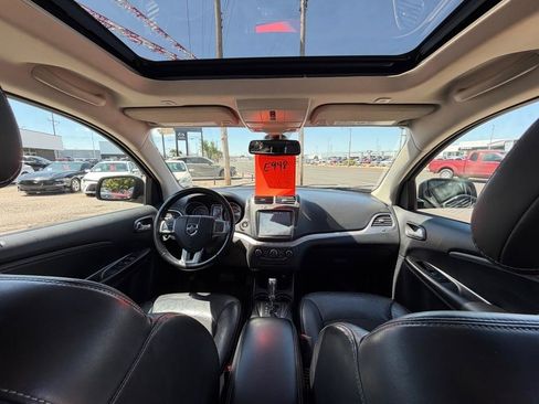 Used 2020 Dodge Journey Crossroad FWD image 16