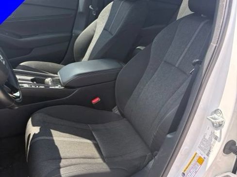 Used 2024 Honda Accord Sport image 11