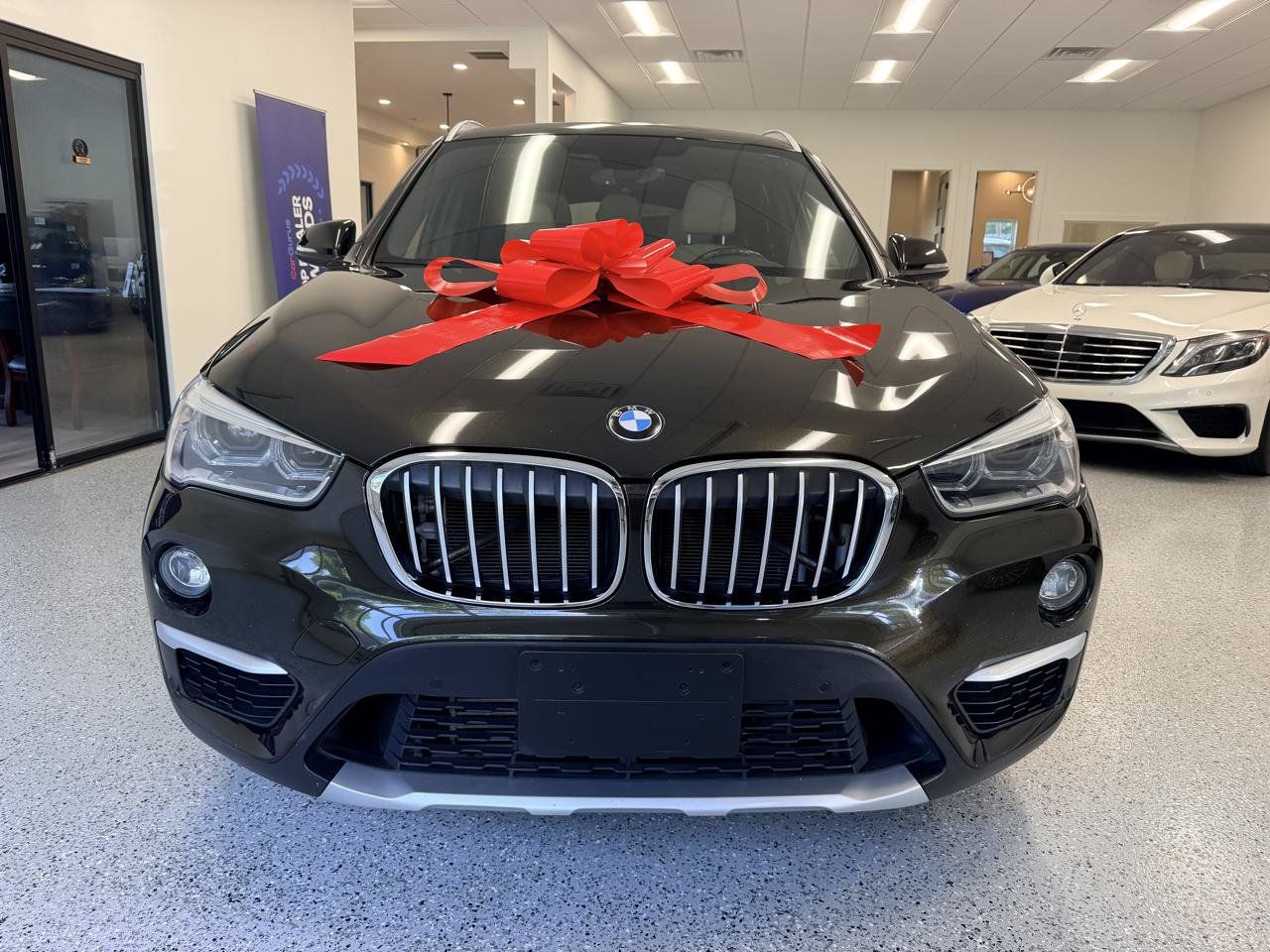 Used 2017 BMW X1 xDrive28i AWD/4WD image 11