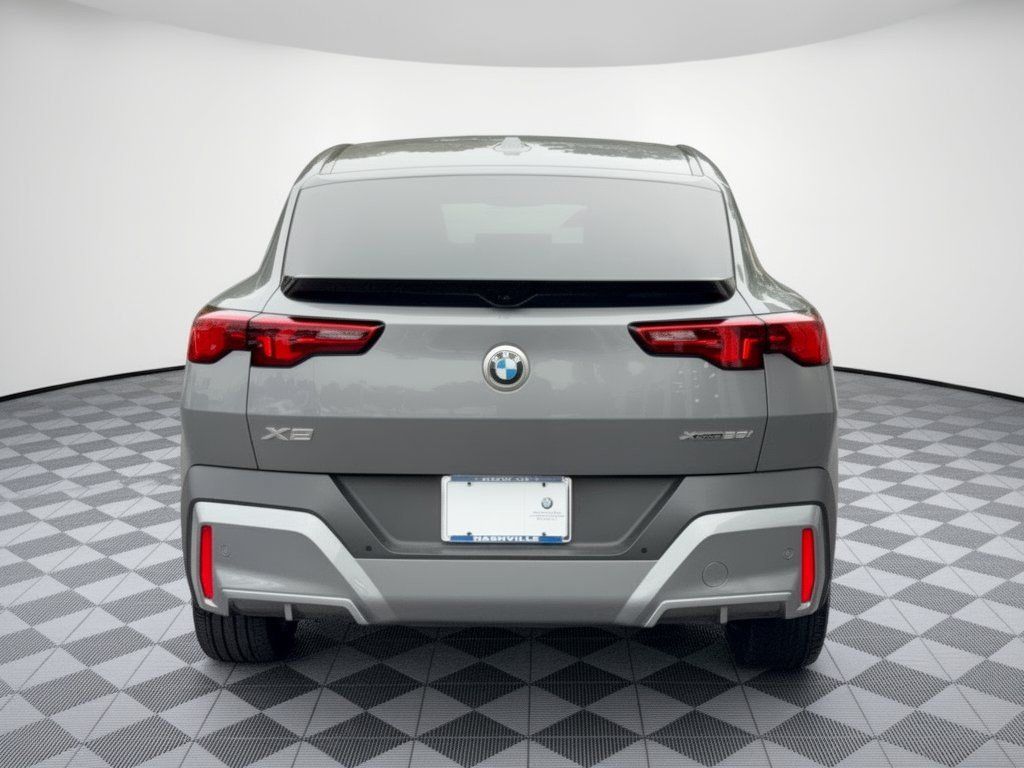 Certified 2026 BMW X2 xDrive28i w/ Technology Package AWD/4WD image 11