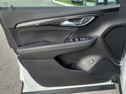 Used 2023 Buick Envision Preferred image 24