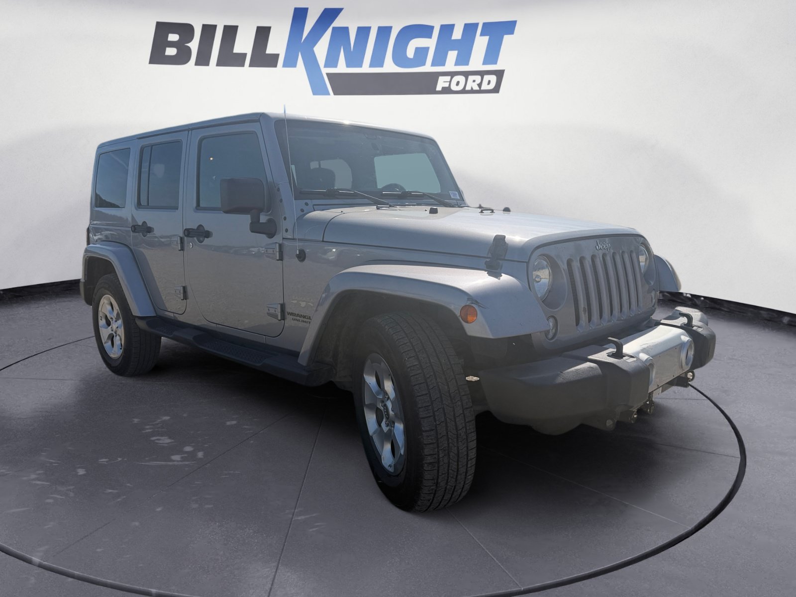Used 2015 Jeep Wrangler Unlimited Sahara AWD/4WD image 7