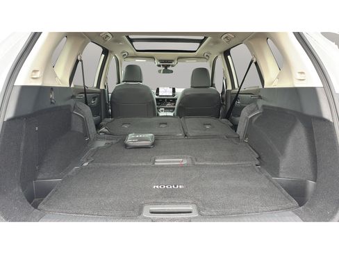 Certified 2023 Nissan Rogue SL w/ SL Premium Package AWD/4WD image 11