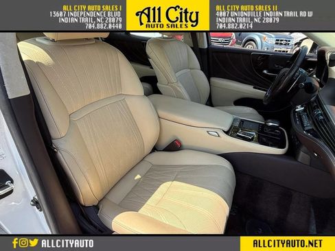 Used 2020 Lexus LS 500 w/ Interior Upgrade Package RWD image 26