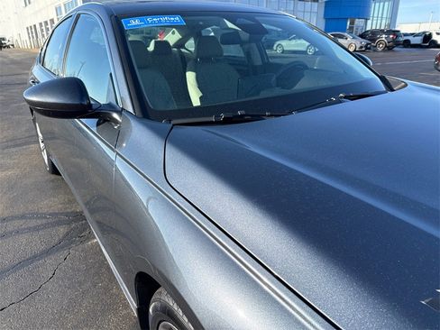 Certified 2024 Honda Accord EX image 12