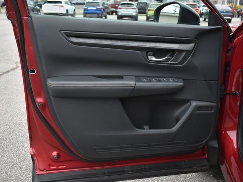 Used 2024 Honda CR-V Sport image 12