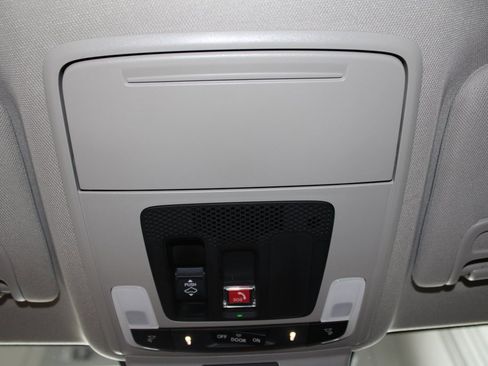 Used 2025 Honda Accord SE image 33