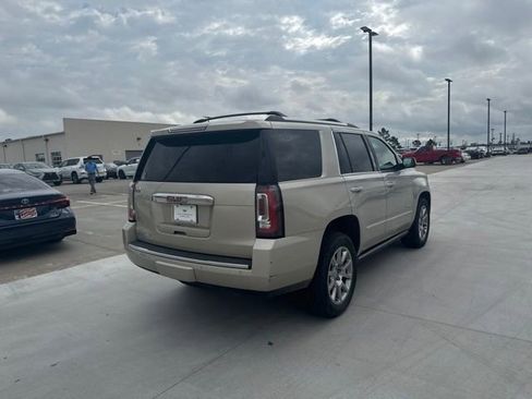 Used 2015 GMC Yukon Denali w/ Premium Package AWD/4WD image 5