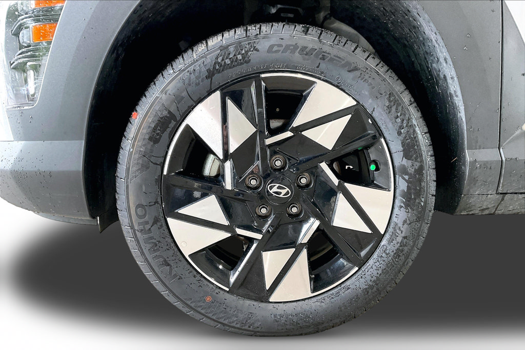 Used 2025 Hyundai Kona SEL AWD/4WD image 30