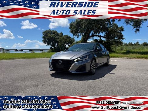 Used 2025 Nissan Altima 2.5 SV FWD image 1