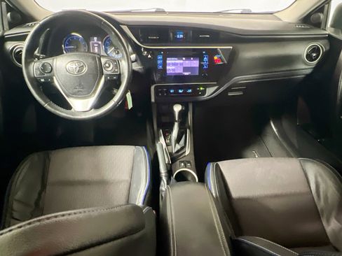 Used 2019 Toyota Corolla SE image 29