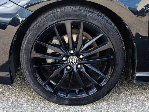Used 2022 Toyota Camry XSE FWD image 6