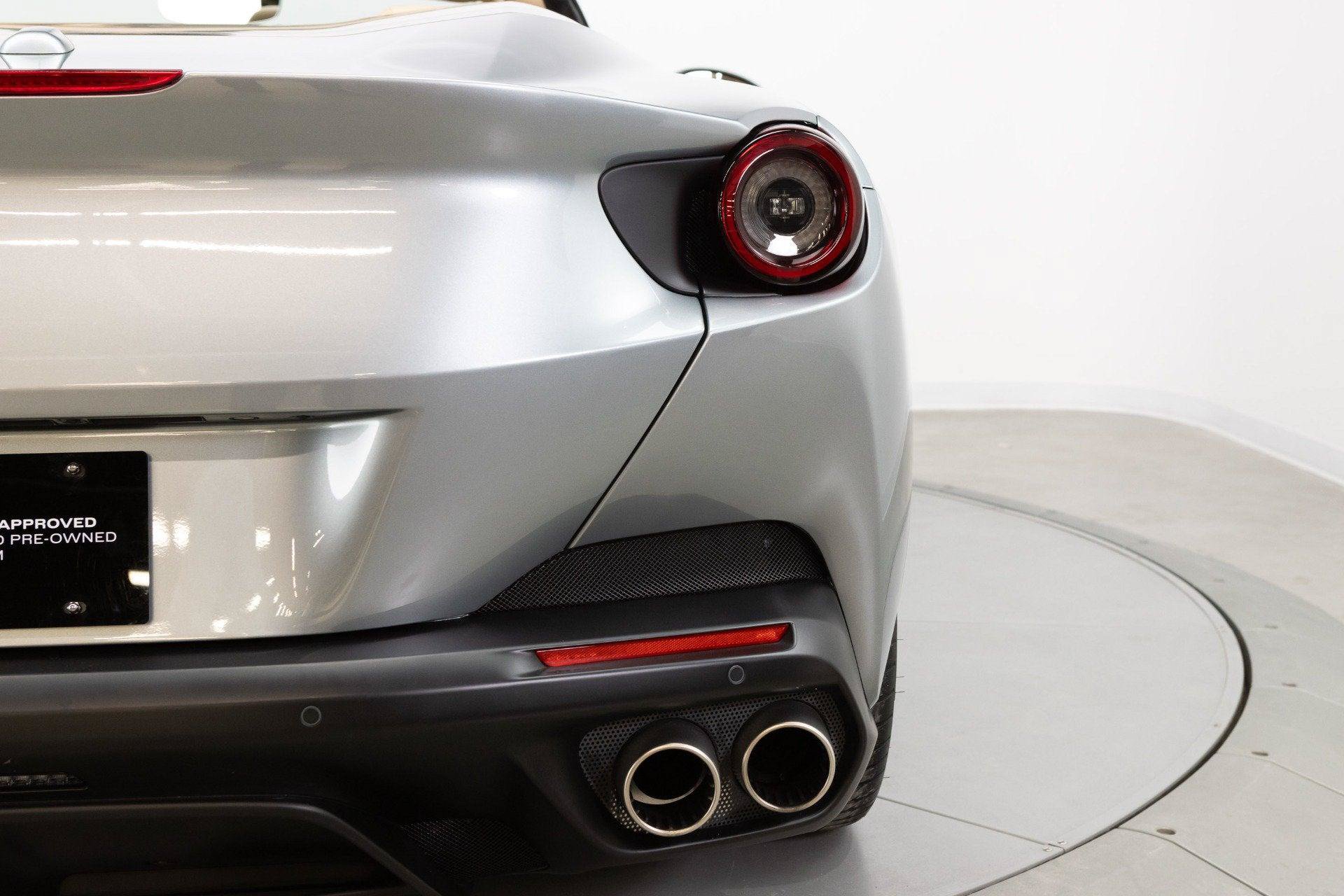 Certified 2019 Ferrari Portofino RWD image 38