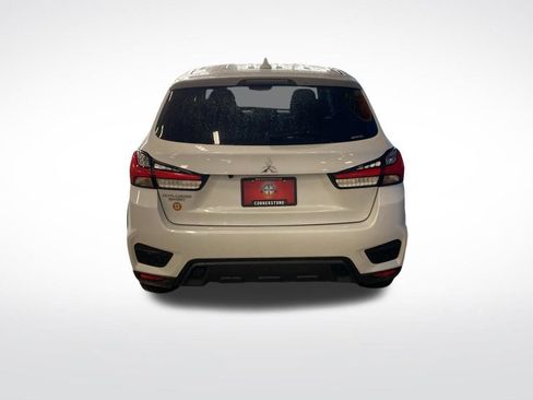 Used 2025 Mitsubishi Outlander Sport ES AWD/4WD image 18