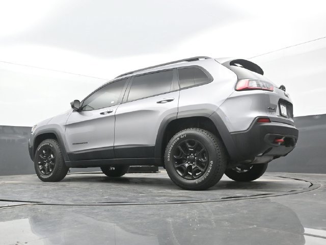 Used 2021 Jeep Cherokee Trailhawk w/ Trailer Tow Group AWD/4WD image 56