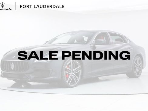 Used 2022 Maserati Quattroporte Modena image 1