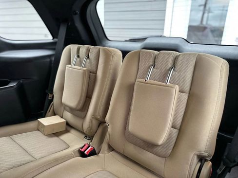 Used 2017 Ford Explorer 4WD image 13